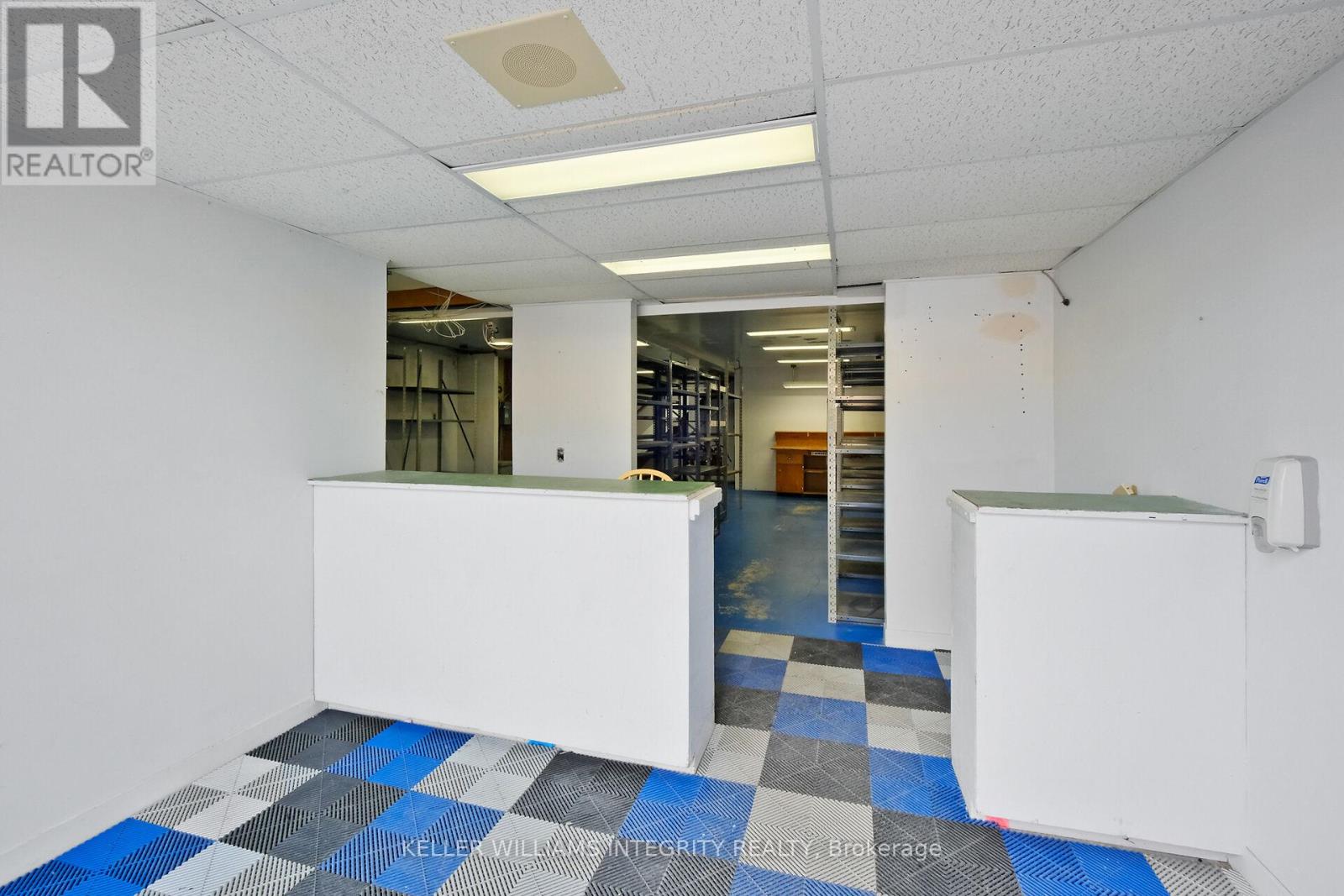 17 & 18 - 2485 Lancaster Road, Ottawa, Ontario  K1B 5L1 - Photo 29 - X12160778