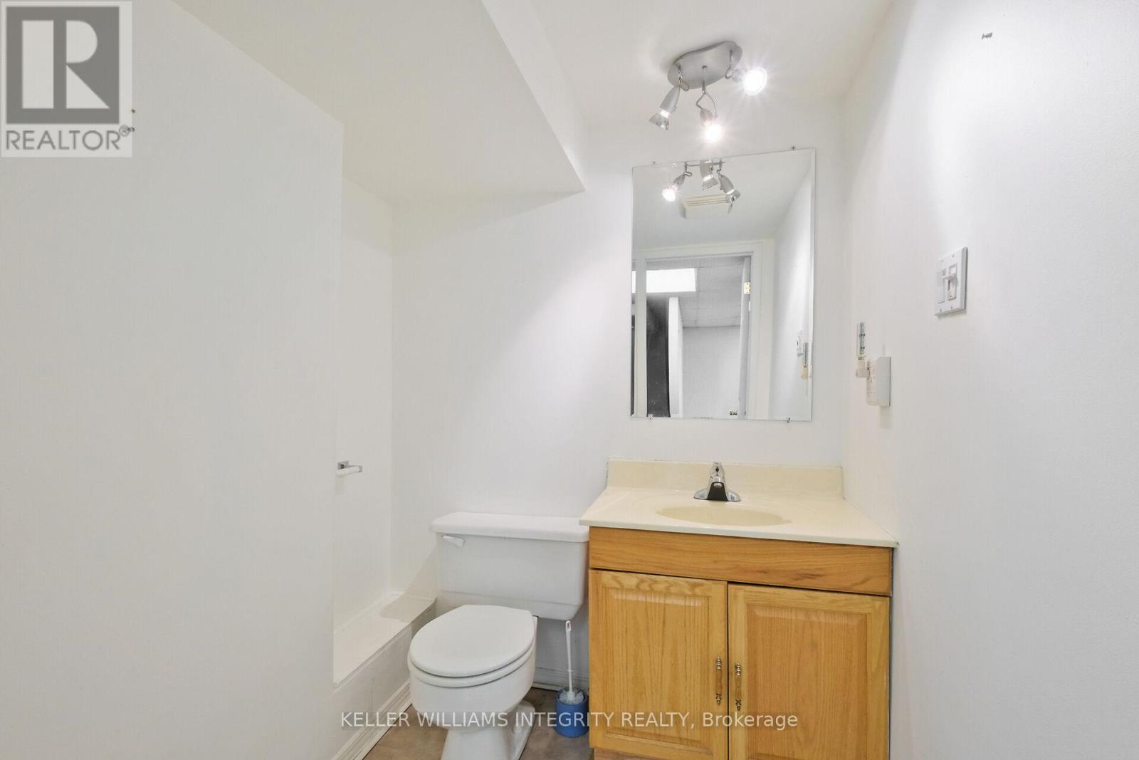 17 & 18 - 2485 Lancaster Road, Ottawa, Ontario  K1B 5L1 - Photo 50 - X12160778