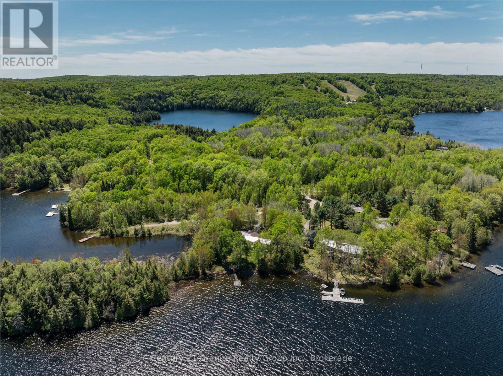 1192 Elk Drive, Dysart Et Al, Ontario  K0M 1S0 - Photo 44 - X12169093