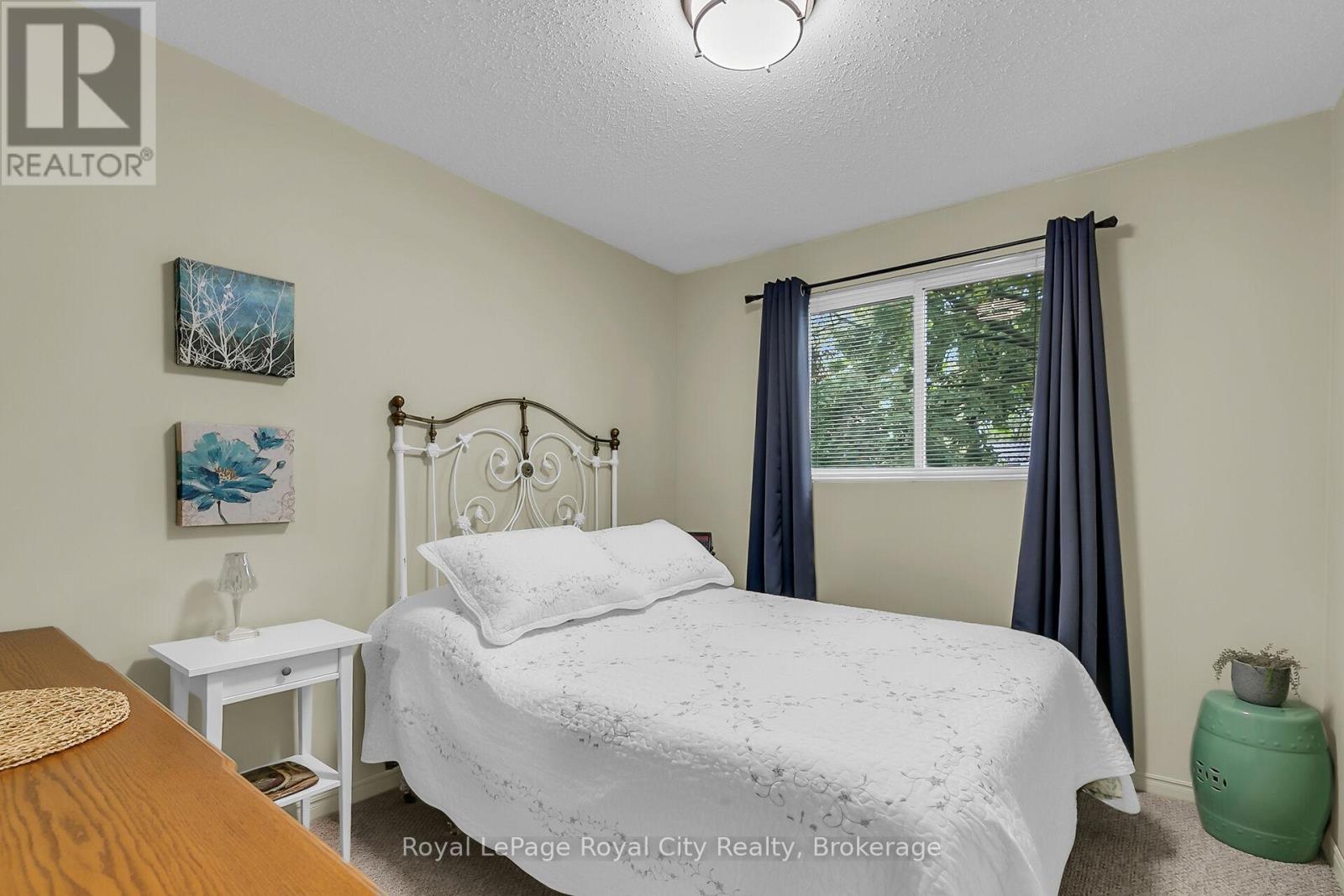 396 West Acres Drive, Guelph, Ontario  N1H 7C2 - Photo 14 - X12169218