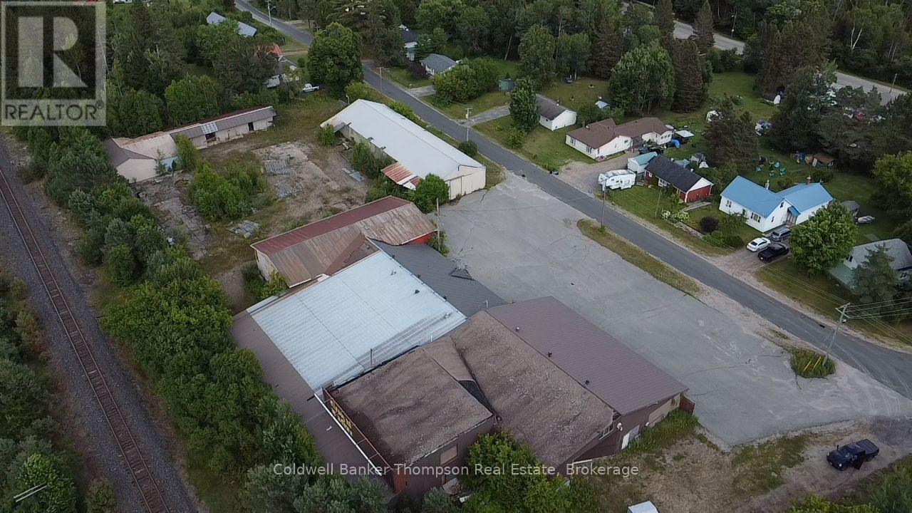 56 Park Street, Sundridge, Ontario  P0A 1Z0 - Photo 3 - X12169234