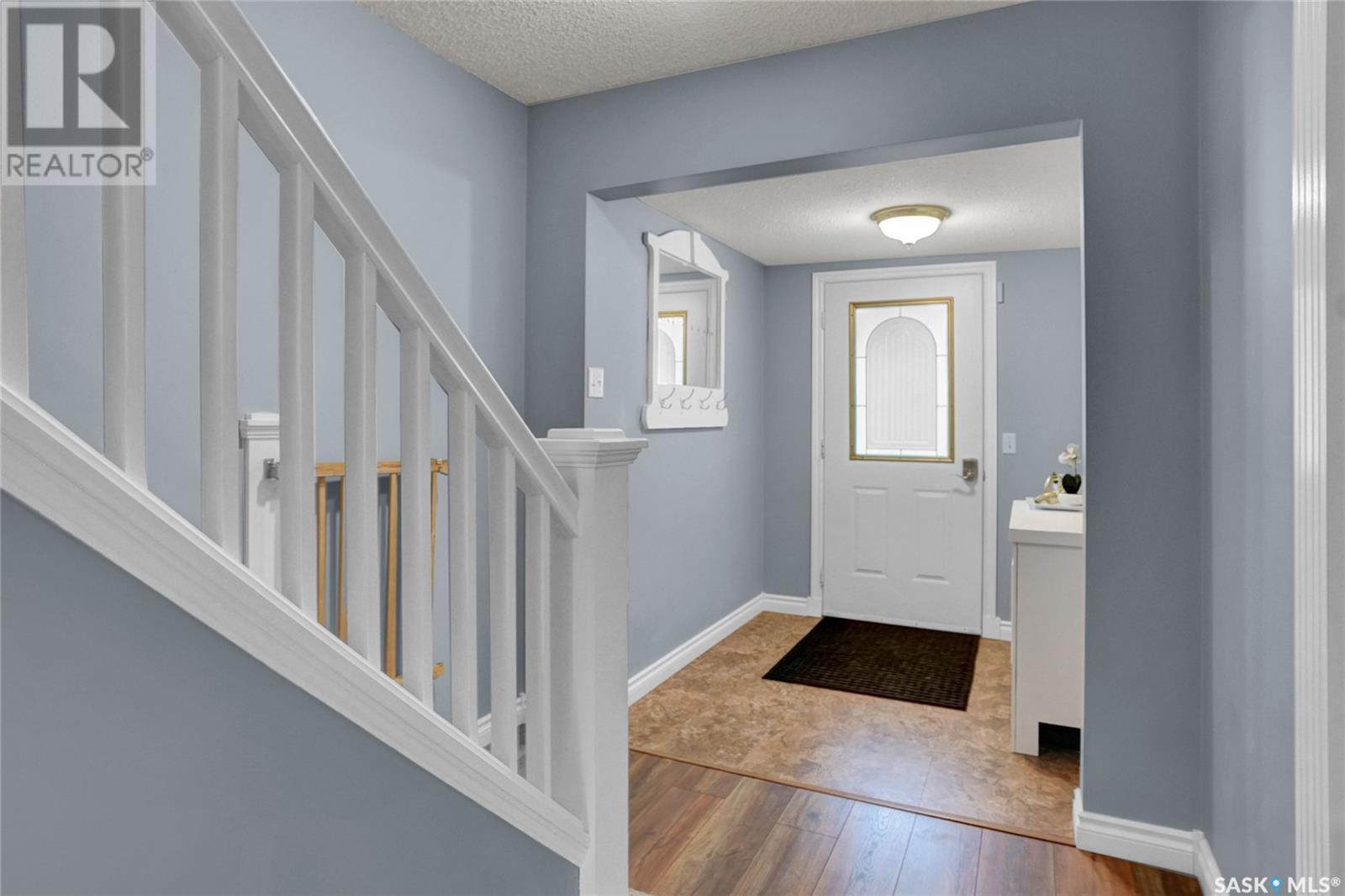 Property at 882 Connaught AVENUE image 5