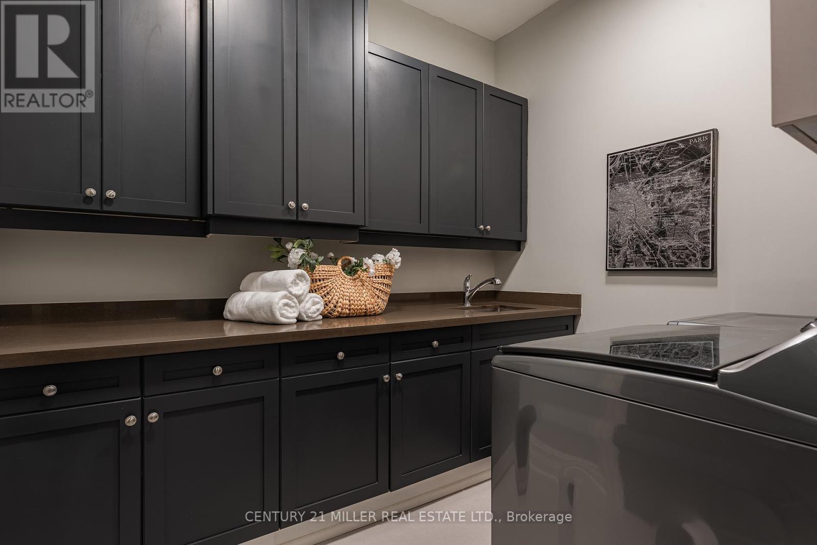 370 Poplar Drive, Oakville, Ontario  L6J 4E4 - Photo 26 - W12168800