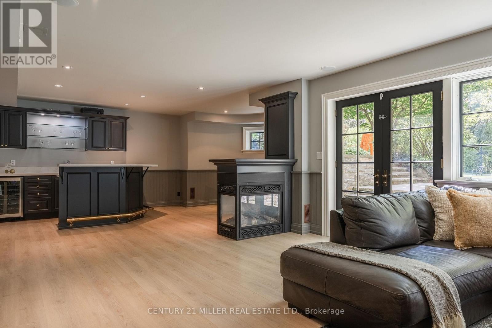 370 Poplar Drive, Oakville, Ontario  L6J 4E4 - Photo 41 - W12168800