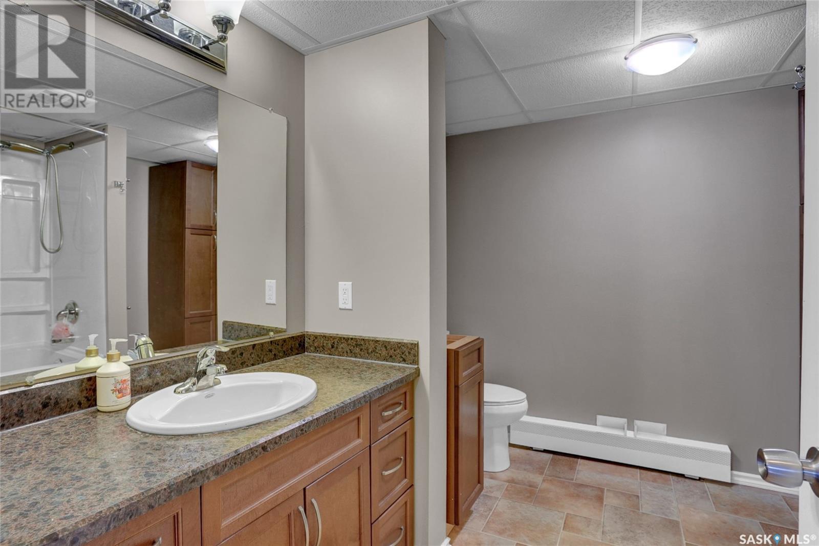 1643 General Crescent, Moose Jaw, Saskatchewan  S6H 6M2 - Photo 30 - SK006822