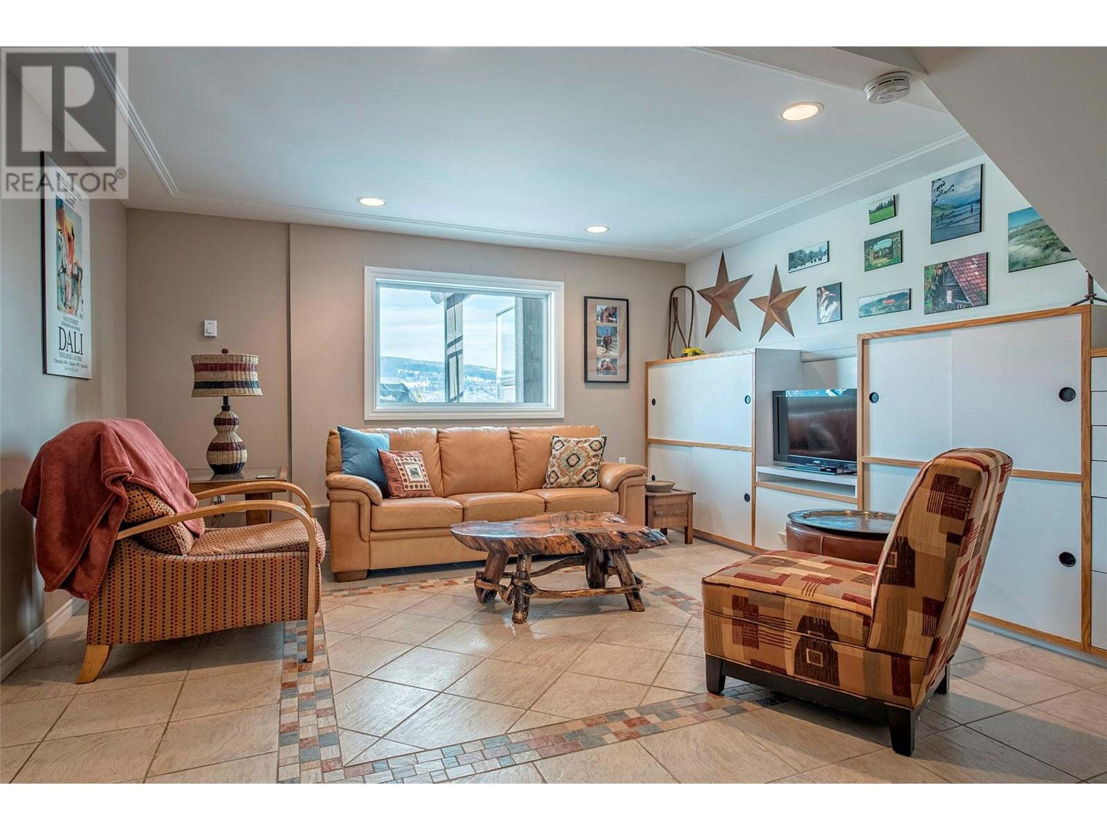 186 Stepping Stones Crescent, Spallumcheen, British Columbia  V1H 1X2 - Photo 39 - 10348872