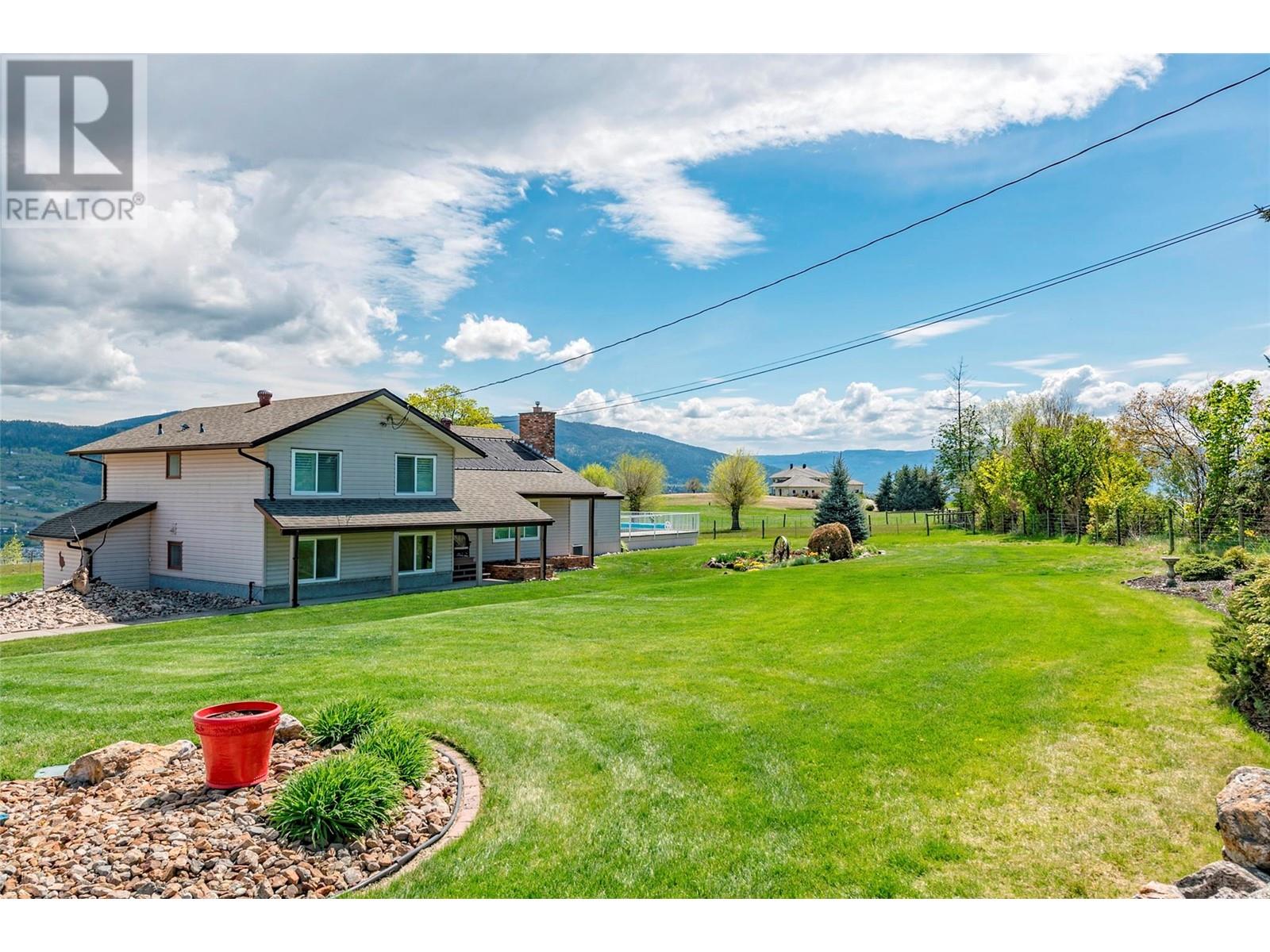 186 Stepping Stones Crescent, Spallumcheen, British Columbia  V1H 1X2 - Photo 9 - 10348872