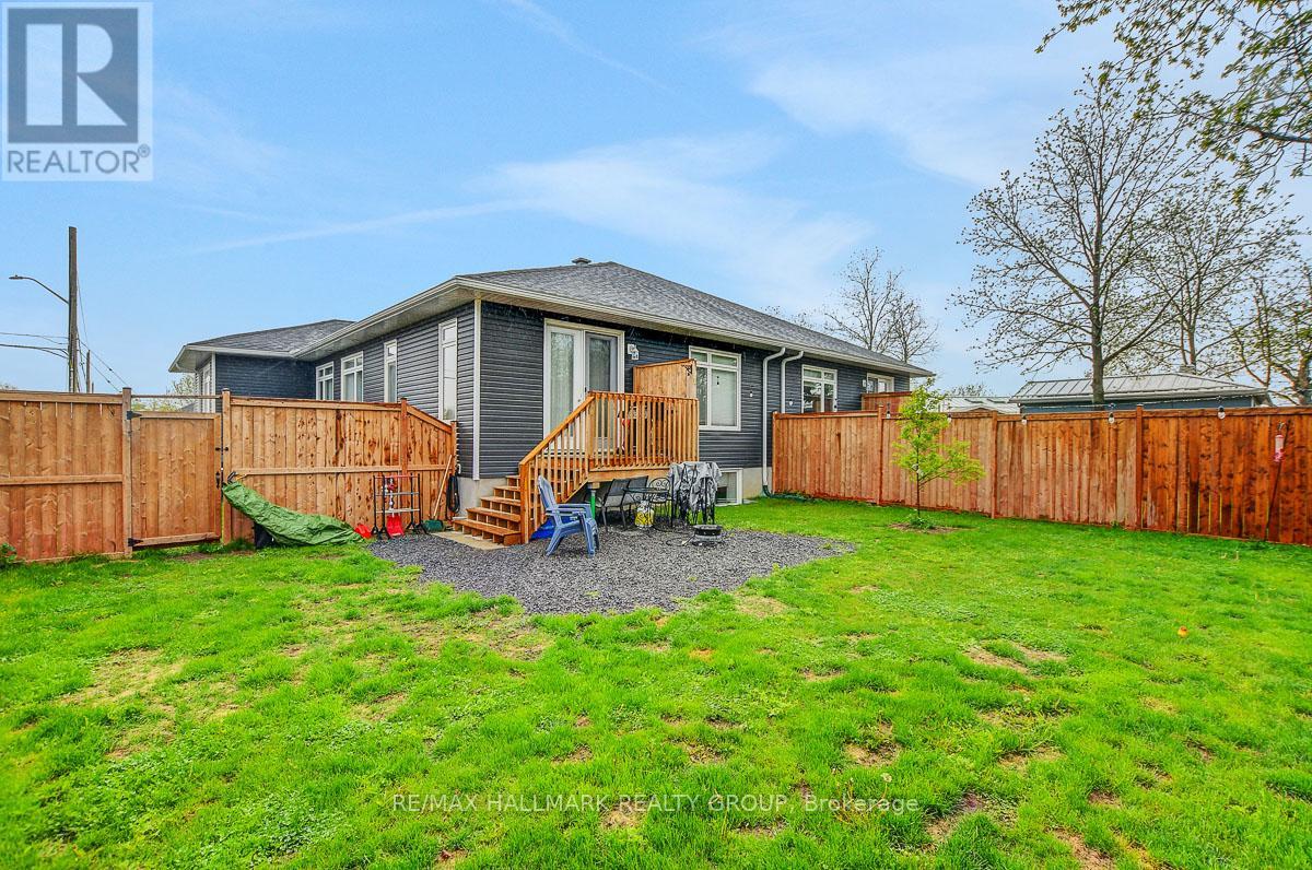 112 Carss Street, Mississippi Mills, Ontario  K0A 1A0 - Photo 48 - X12169127