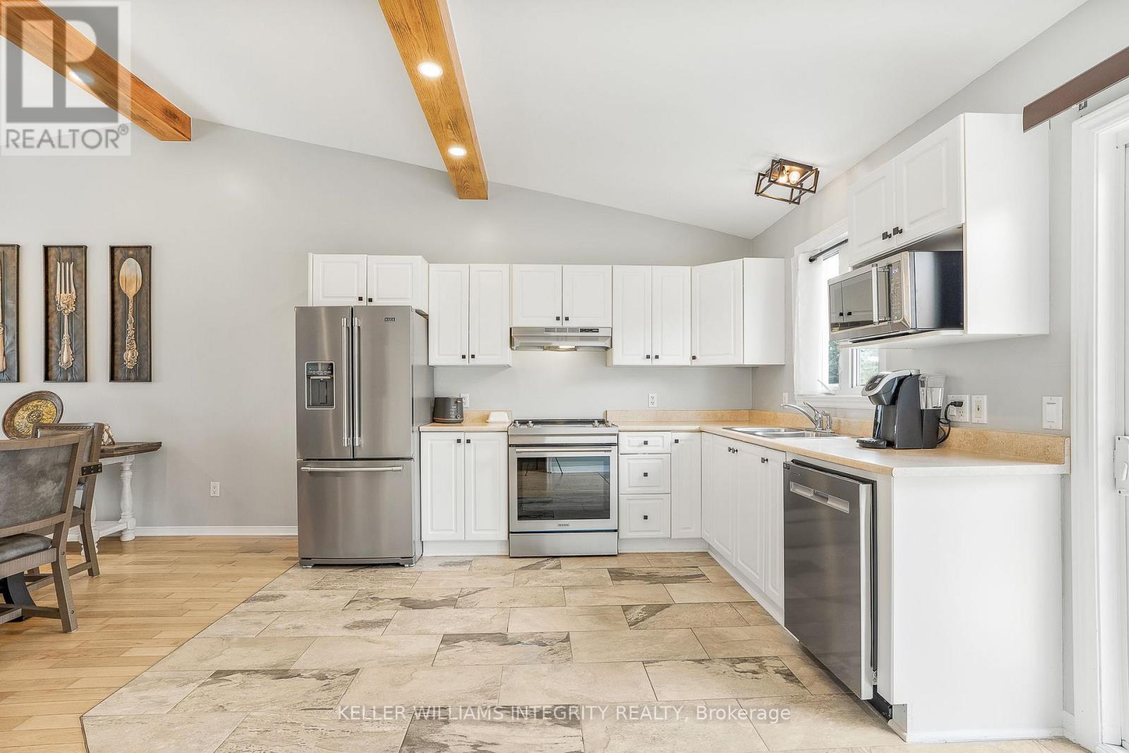 530a Devista Boulevard, Alfred And Plantagenet, Ontario  K0B 1A0 - Photo 9 - X12169191