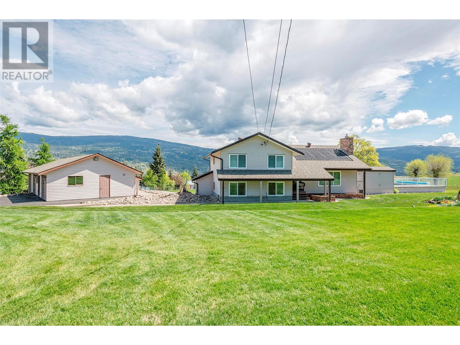 186 Stepping Stones Crescent, Spallumcheen, British Columbia  V1H 1X2 - Photo 6 - 10348872