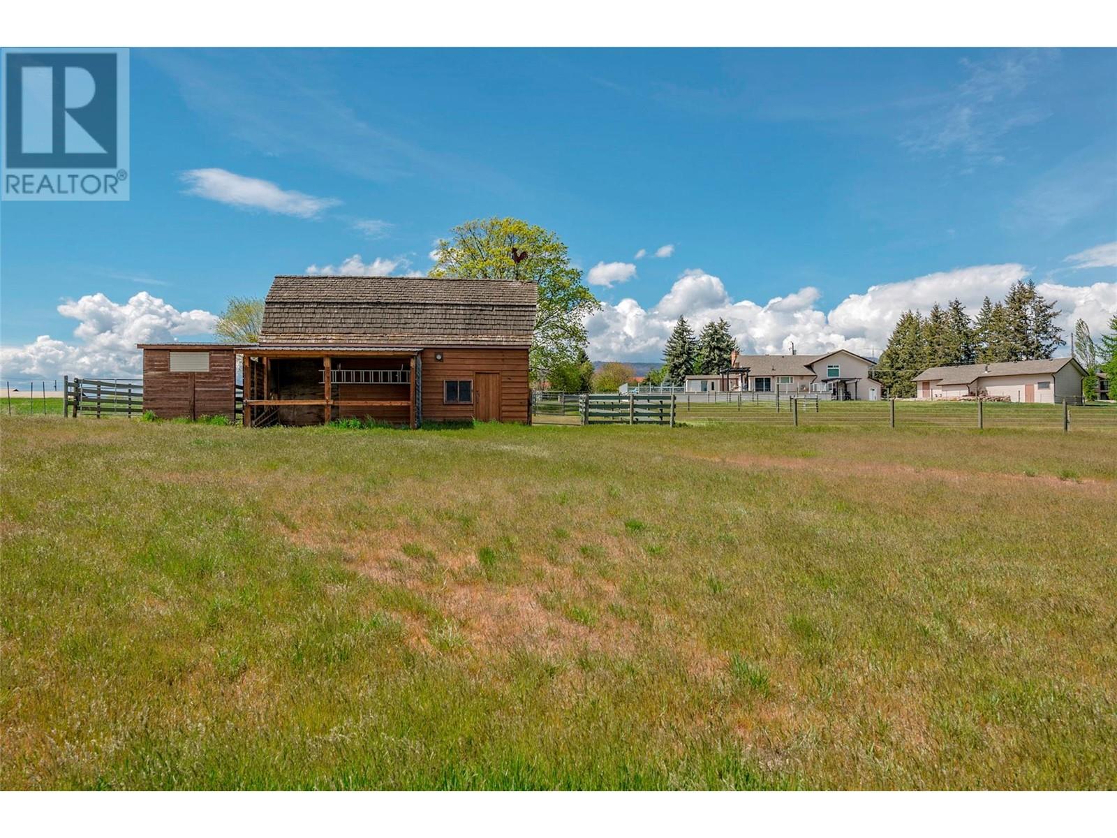 186 Stepping Stones Crescent, Spallumcheen, British Columbia  V1H 1X2 - Photo 77 - 10348872