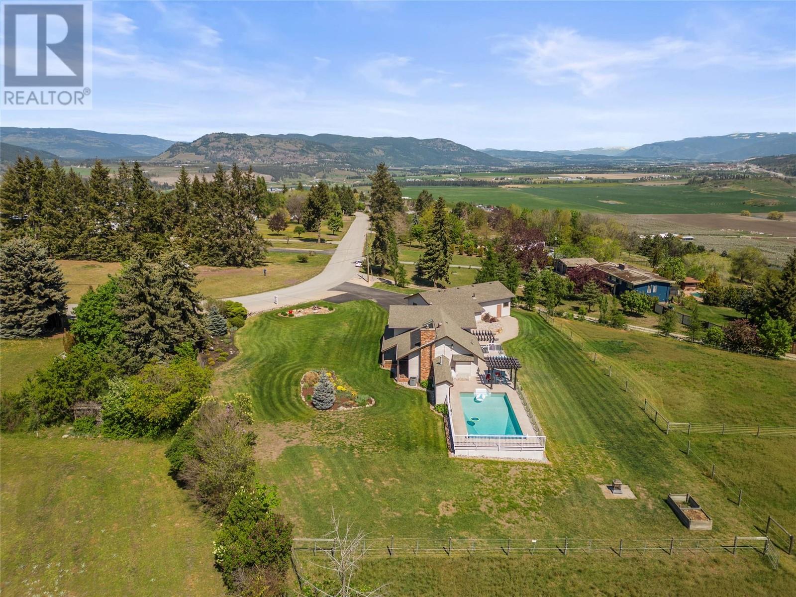 186 Stepping Stones Crescent, Spallumcheen, British Columbia  V1H 1X2 - Photo 89 - 10348872