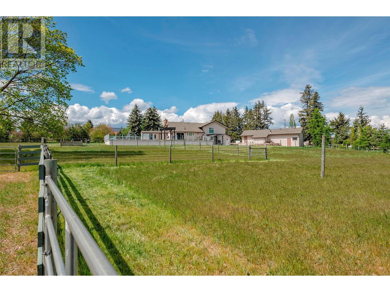 186 Stepping Stones Crescent, Spallumcheen, British Columbia  V1H 1X2 - Photo 72 - 10348872