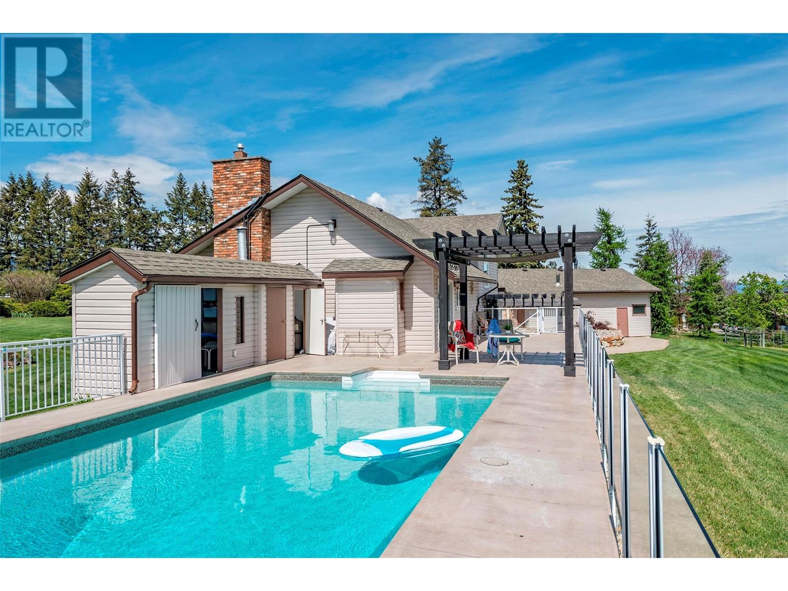 186 Stepping Stones Crescent, Spallumcheen, British Columbia  V1H 1X2 - Photo 65 - 10348872