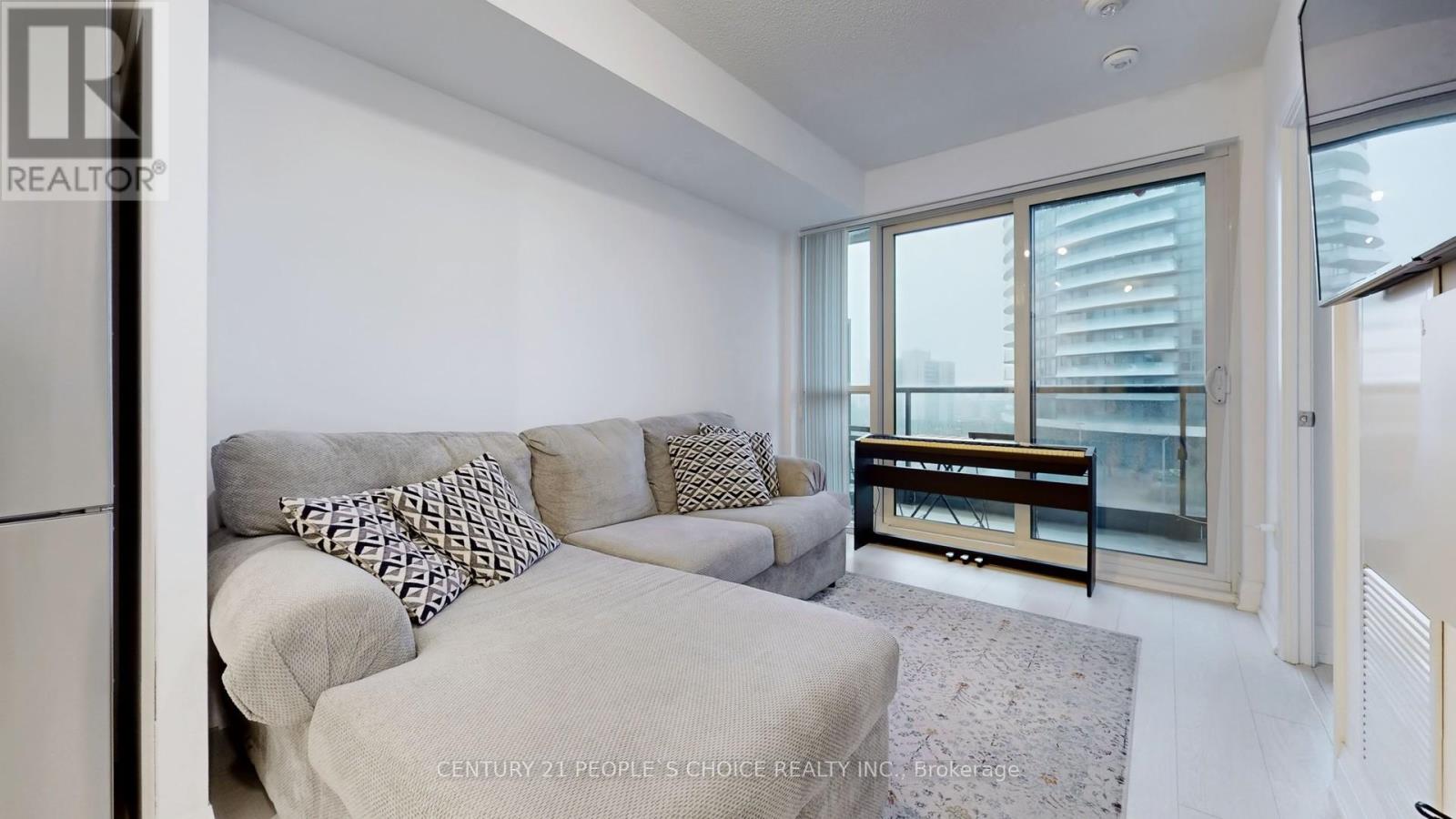 827 - 26 Gibbs Road, Toronto, Ontario  M9B 0E3 - Photo 17 - W12157166