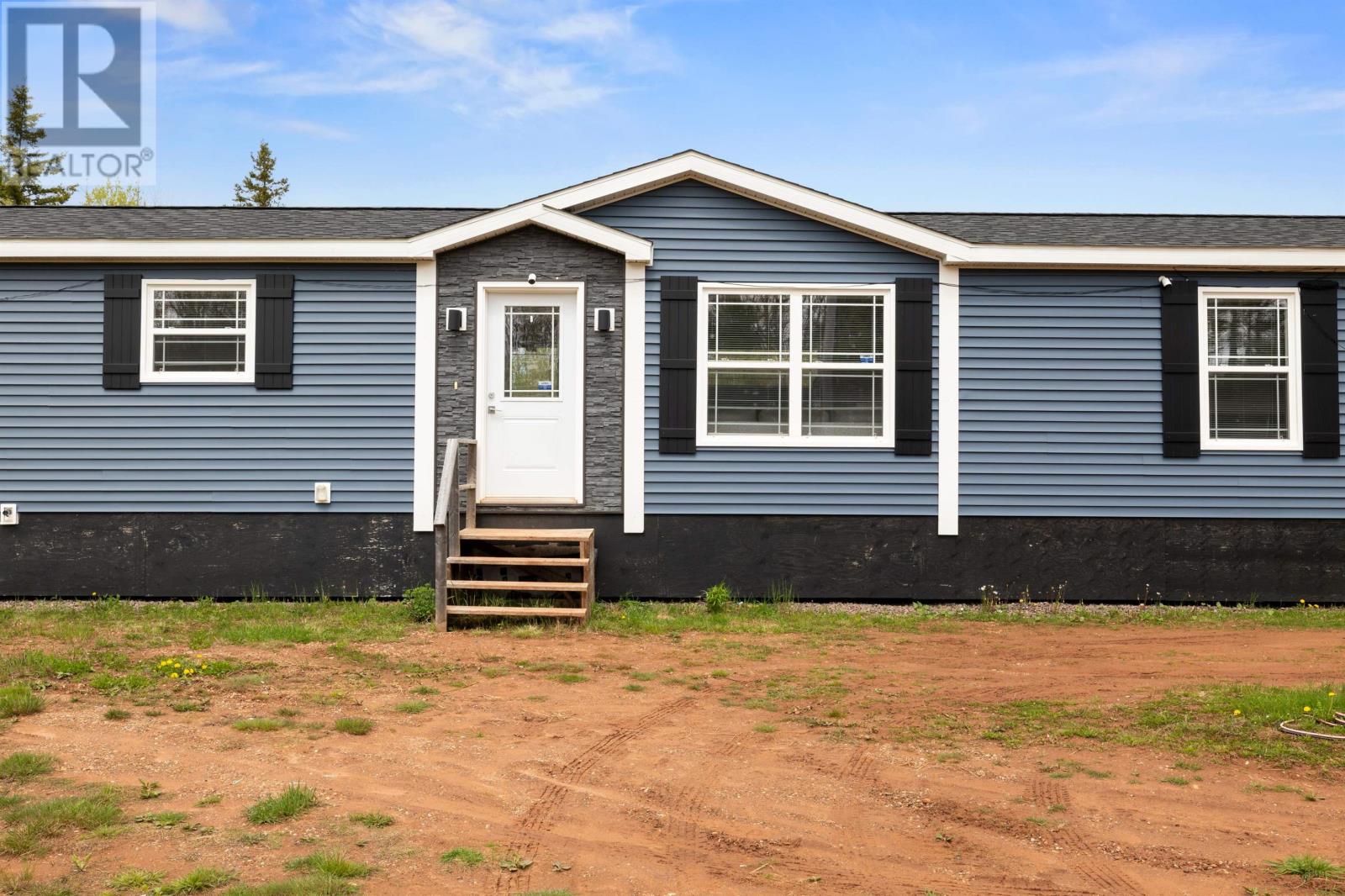 Property at 612 MACARTHUR Road image 1