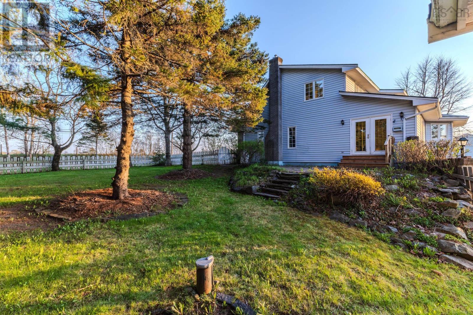 337 College Road, Bible Hill, Nova Scotia  B2N 2P7 - Photo 3 - 202505181