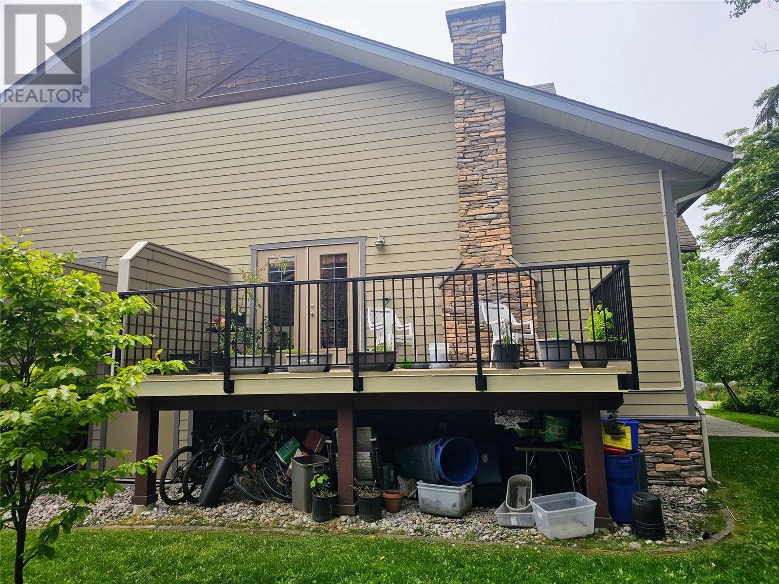 1901 Choquette Avenue Unit# 104, Nelson, British Columbia  V1L 7B8 - Photo 2 - 10348948