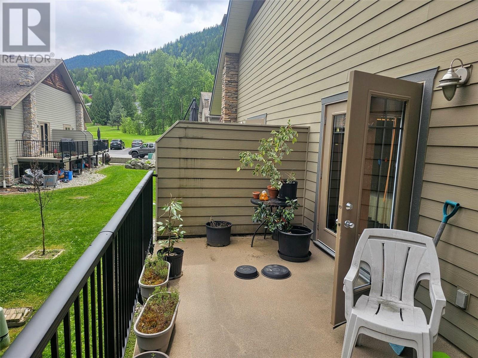 1901 Choquette Avenue Unit# 104, Nelson, British Columbia  V1L 7B8 - Photo 4 - 10348948