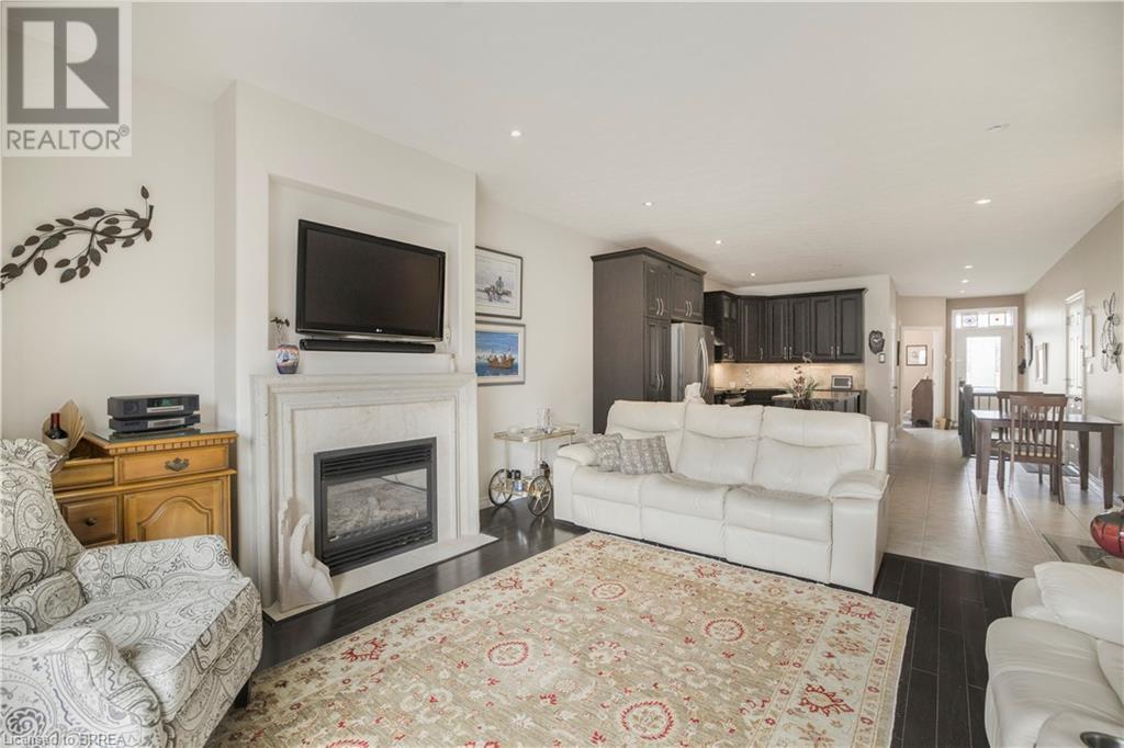 244 Dundas Street W Unit# 2, Paris, Ontario  N3L 0B4 - Photo 3 - 40722059