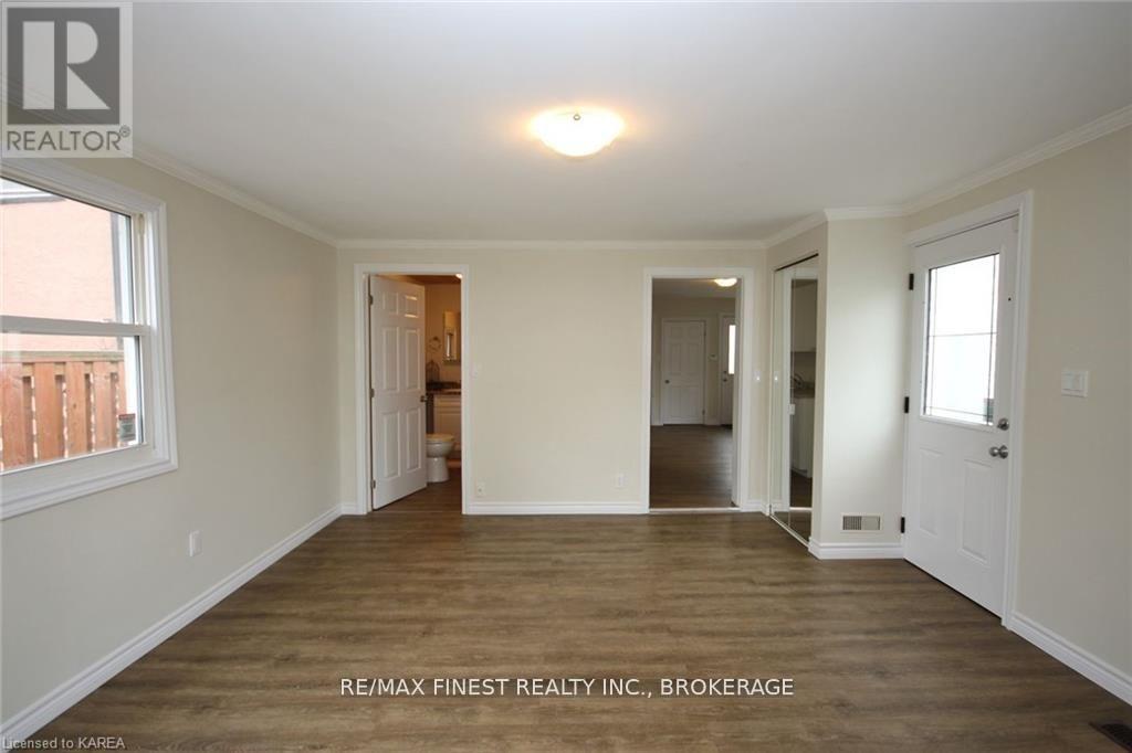 219 Montreal Street, Kingston, Ontario  K7K 3G6 - Photo 14 - X12169394