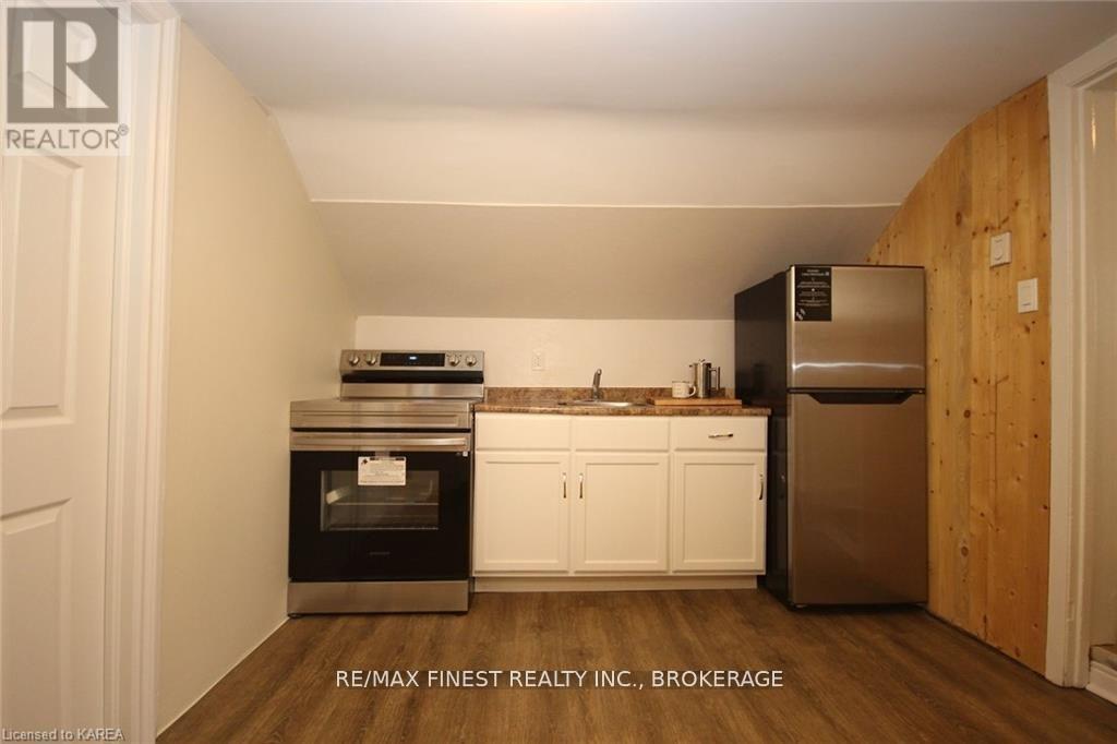 219 Montreal Street, Kingston, Ontario  K7K 3G6 - Photo 20 - X12169394