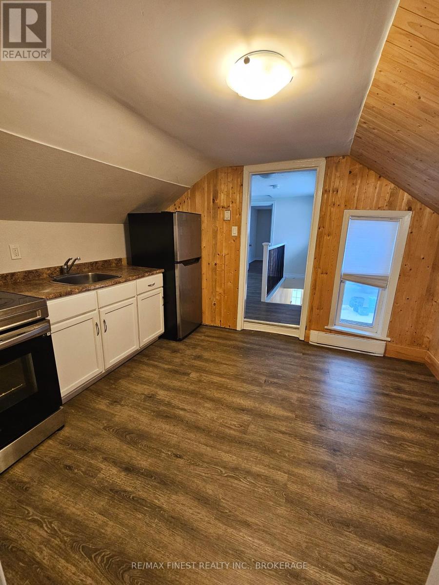219 Montreal Street, Kingston, Ontario  K7K 3G6 - Photo 23 - X12169394