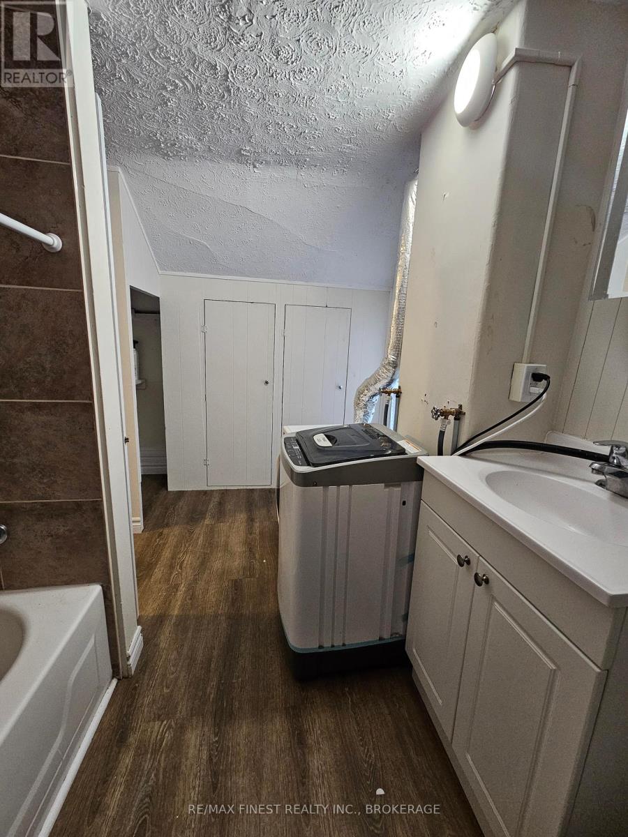 219 Montreal Street, Kingston, Ontario  K7K 3G6 - Photo 37 - X12169394