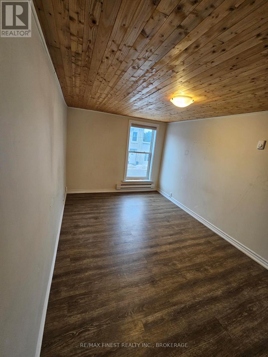 219 Montreal Street, Kingston, Ontario  K7K 3G6 - Photo 43 - X12169394
