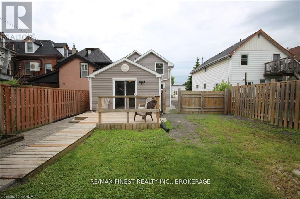 219 Montreal Street, Kingston, Ontario  K7K 3G6 - Photo 48 - X12169394