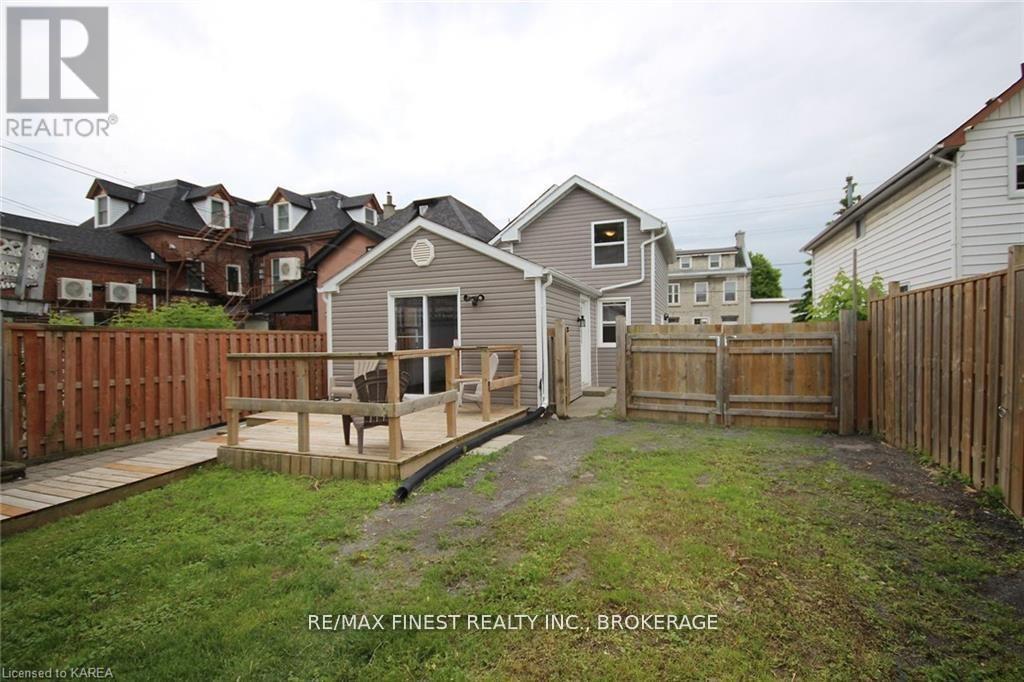 219 Montreal Street, Kingston, Ontario  K7K 3G6 - Photo 49 - X12169394