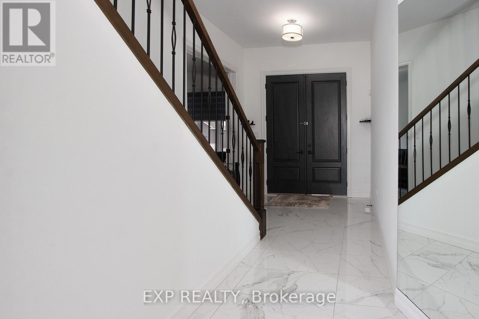 20 Hazelwood Pass, Thames Centre, Ontario  N0L 1G2 - Photo 39 - X12169457
