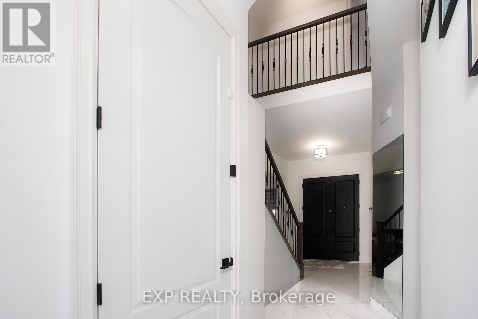 20 Hazelwood Pass, Thames Centre, Ontario  N0L 1G2 - Photo 41 - X12169457