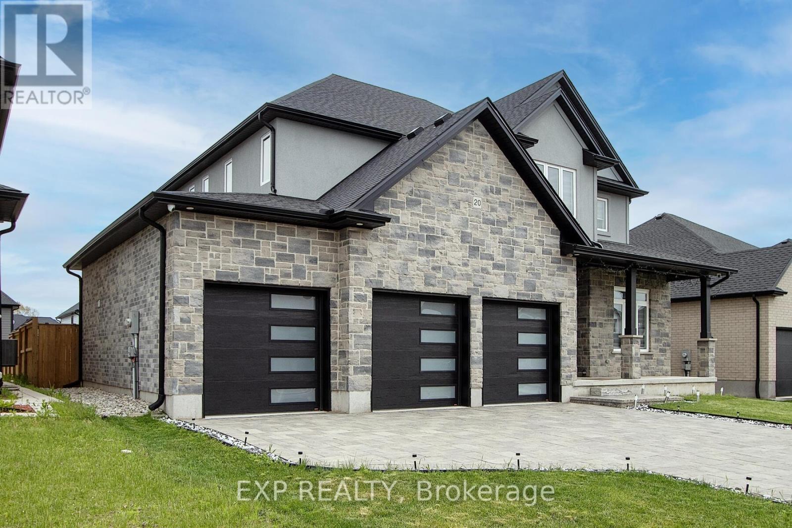 20 Hazelwood Pass, Thames Centre, Ontario  N0L 1G2 - Photo 46 - X12169457