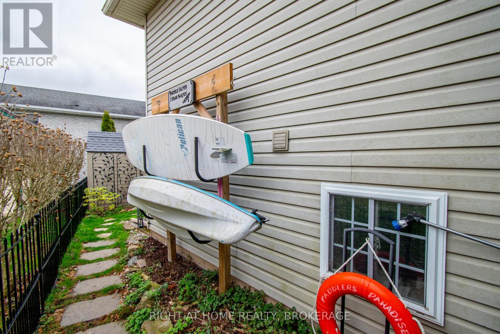152 Kingsway Street, Welland, Ontario  L3B 3N9 - Photo 21 - X12108630