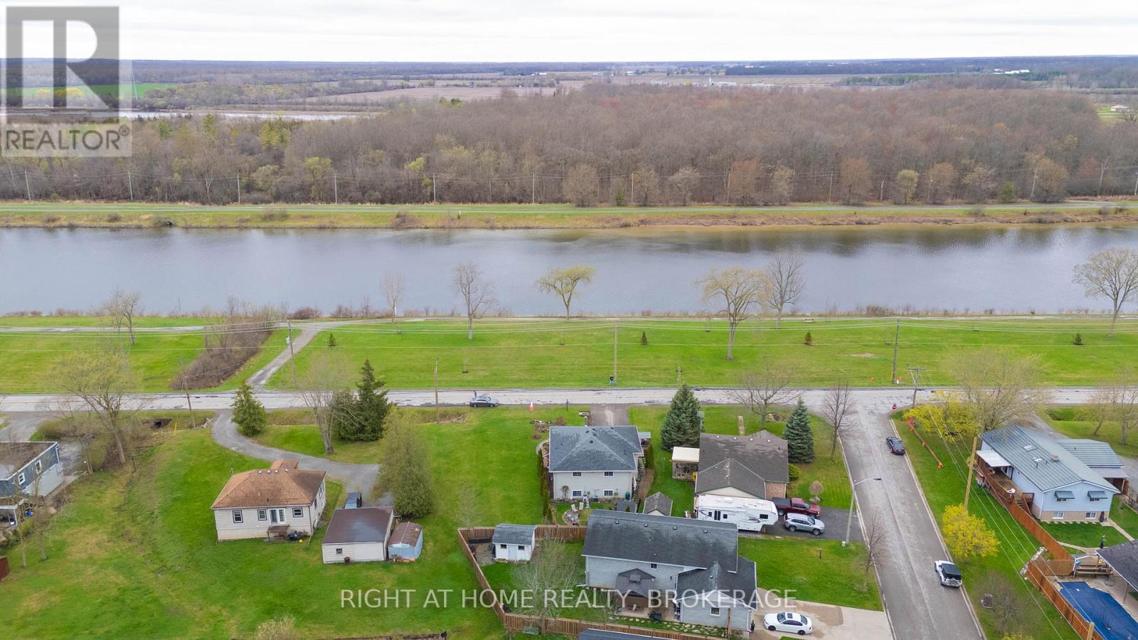152 Kingsway Street, Welland, Ontario  L3B 3N9 - Photo 8 - X12108630