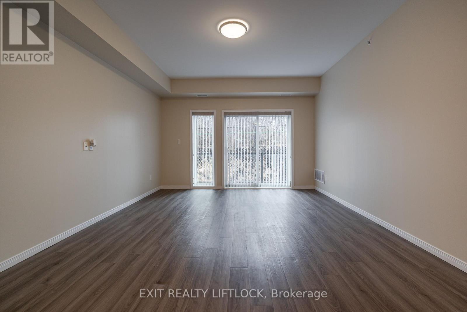 308 - 344 Florence Drive, Peterborough North, Ontario  K9J 0K4 - Photo 11 - X12043206