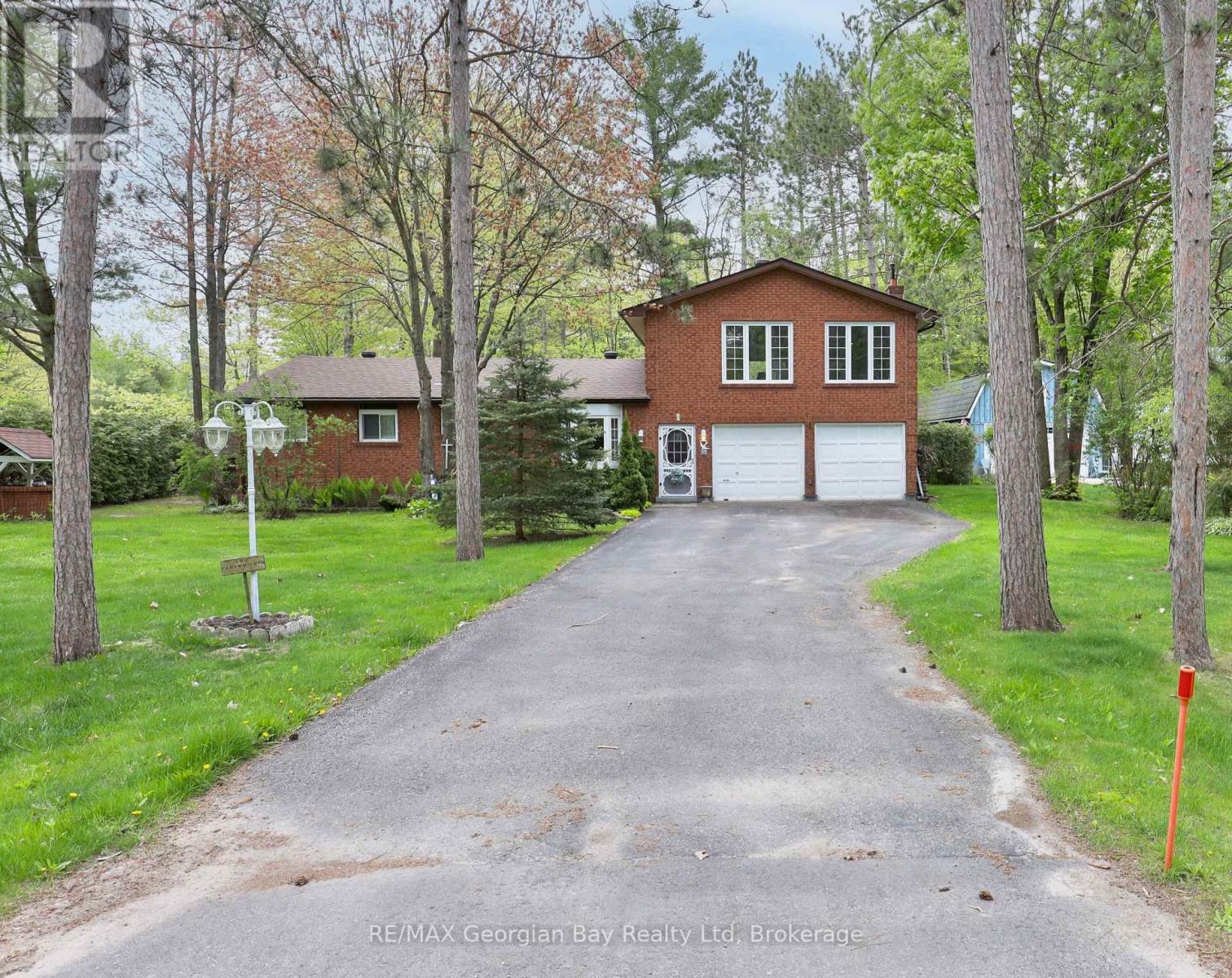 Property at 1 LINDALE AVENUE image 1
