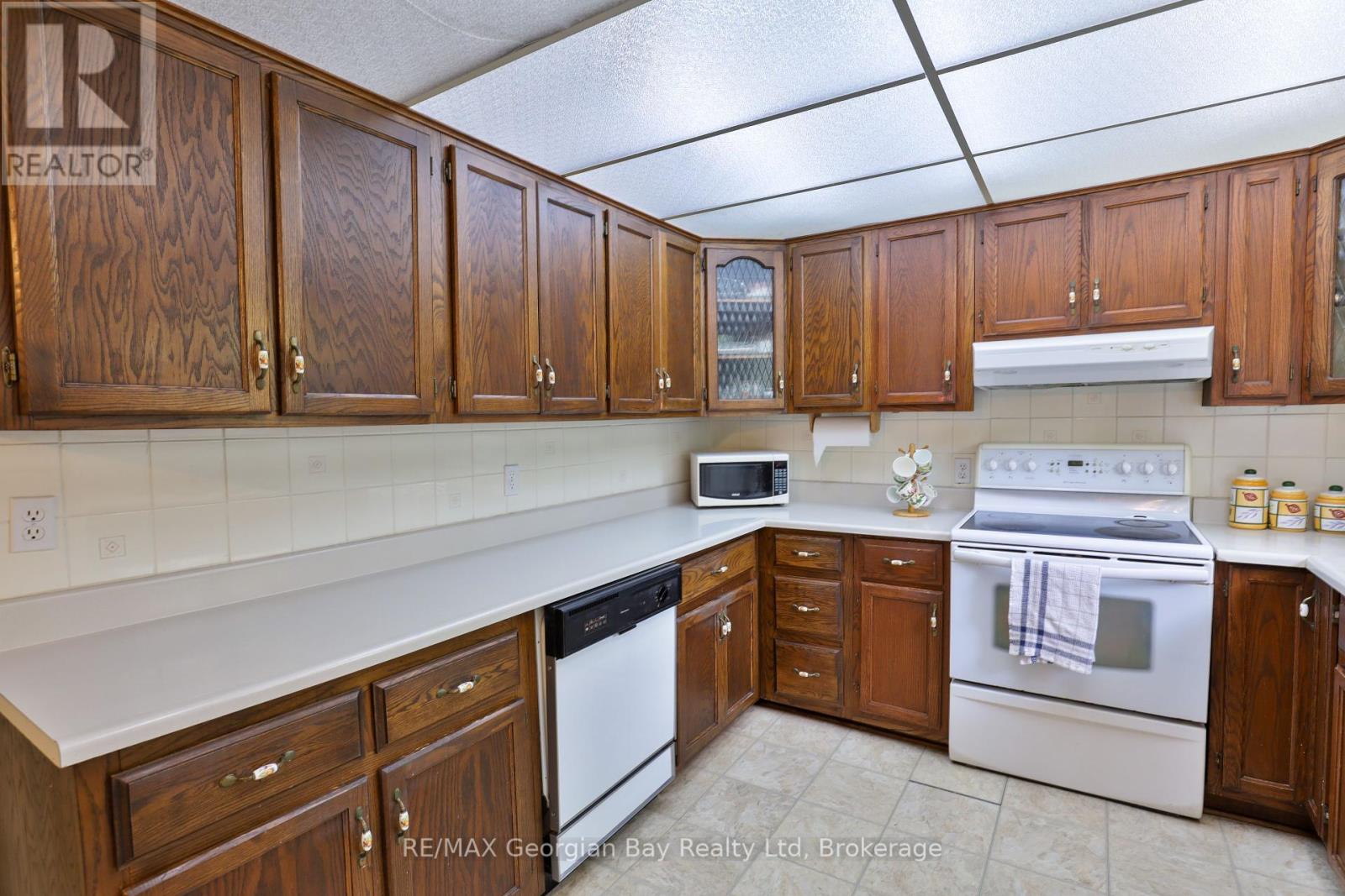 1 Lindale Avenue, Tiny, Ontario  L9M 0J2 - Photo 11 - S12169481