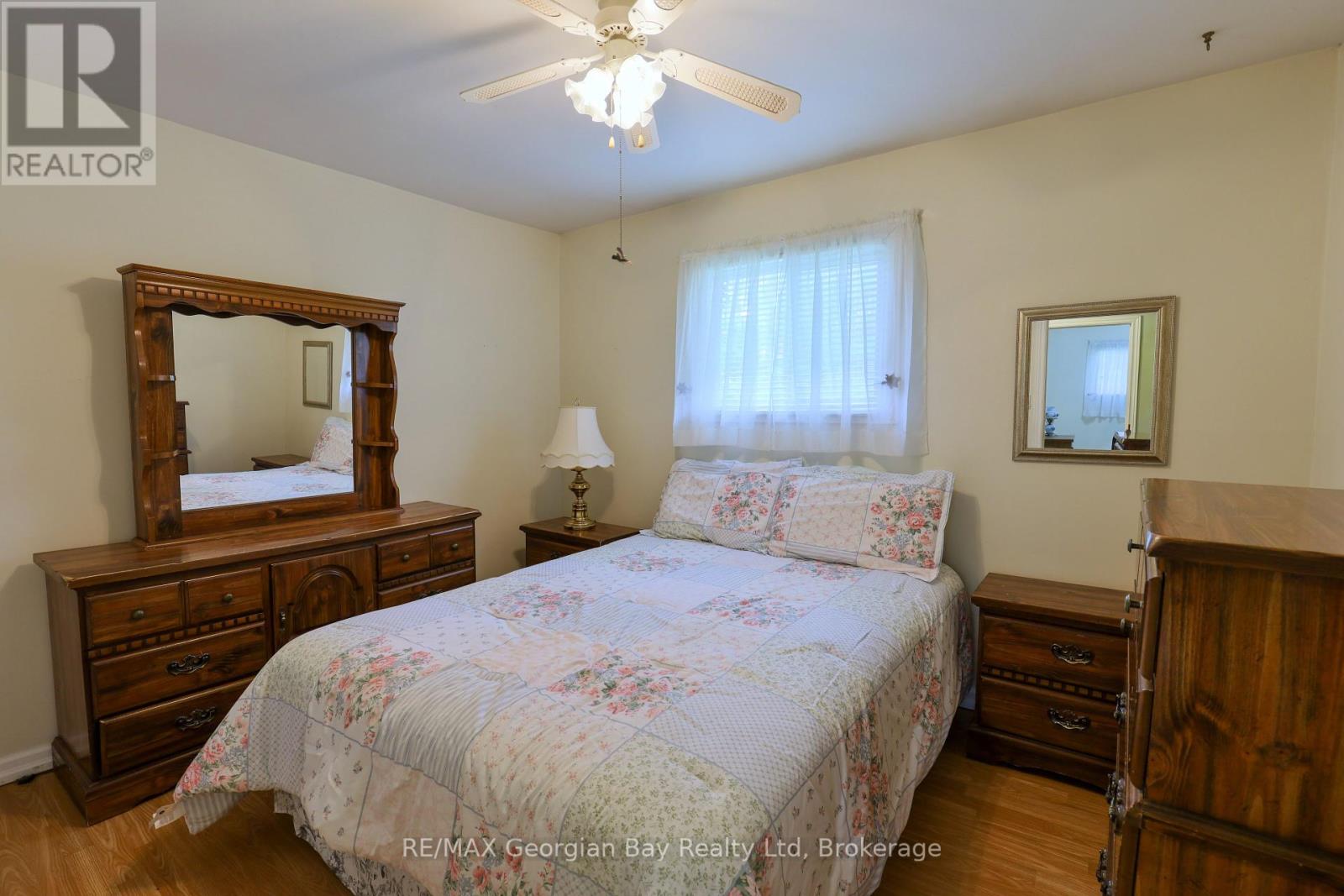 1 Lindale Avenue, Tiny, Ontario  L9M 0J2 - Photo 14 - S12169481