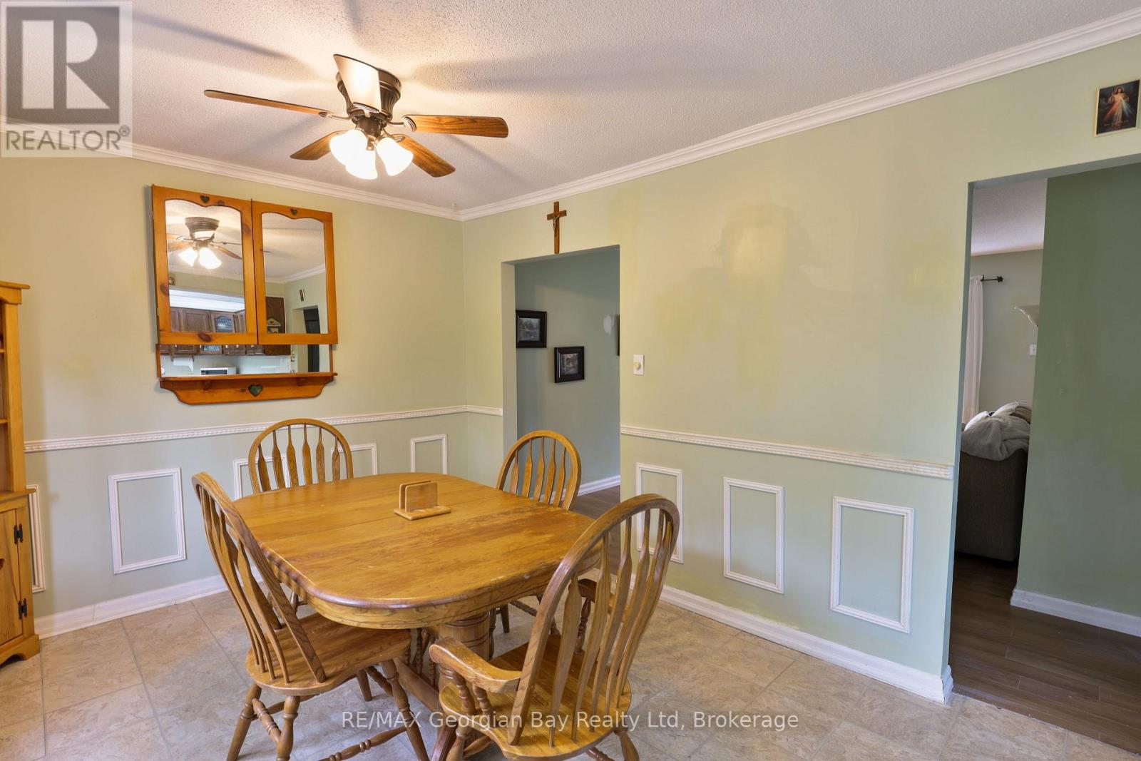 1 Lindale Avenue, Tiny, Ontario  L9M 0J2 - Photo 9 - S12169481