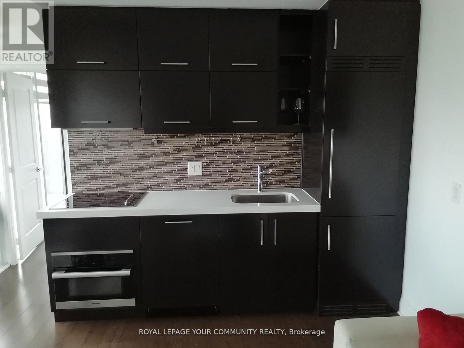 Ph 07 - 65 St Mary Street, Toronto, Ontario  M5S 0A6 - Photo 6 - C12169062