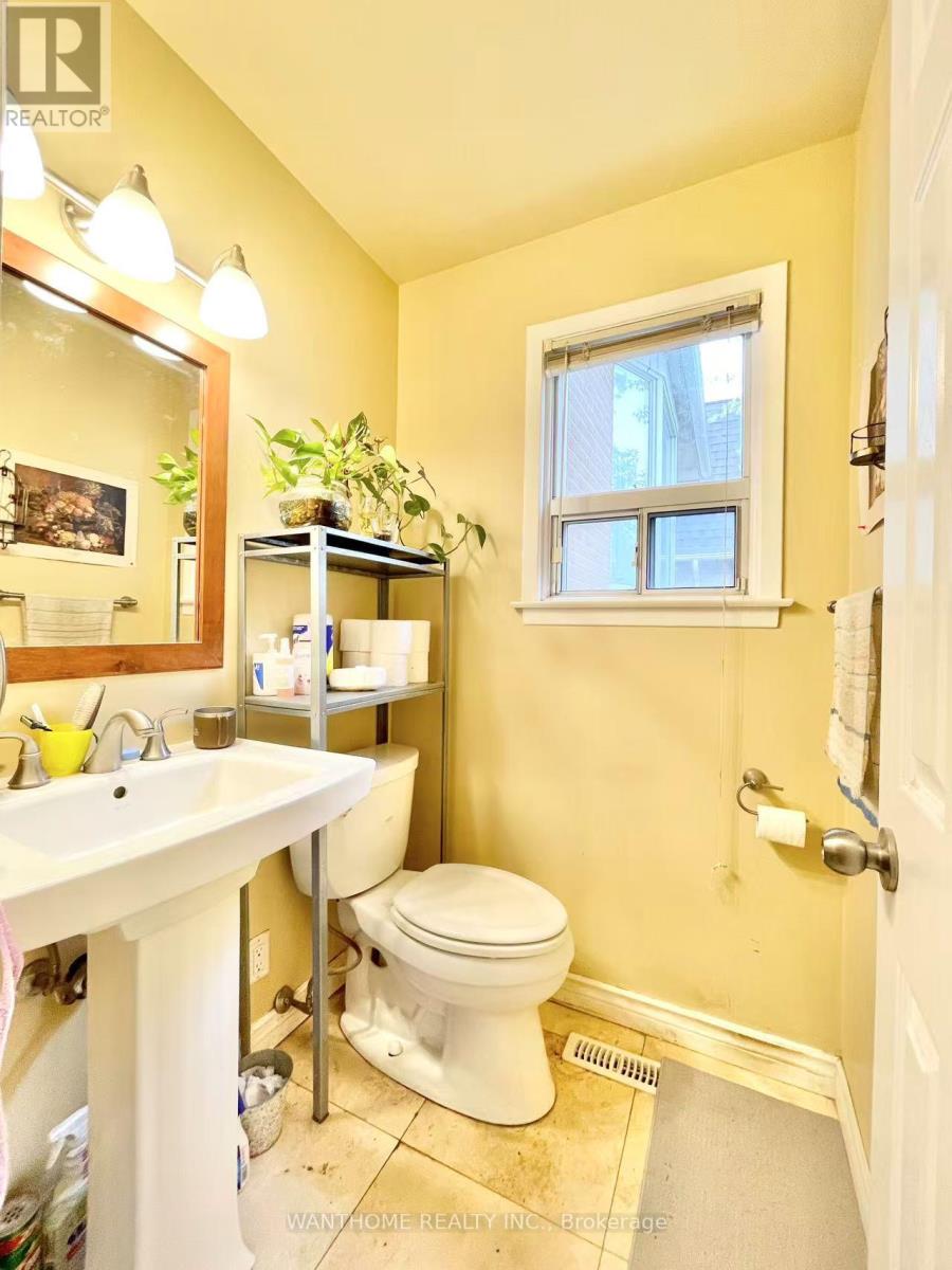 34 Cherrystone Drive, Toronto, Ontario  M2H 1S1 - Photo 11 - C12169138