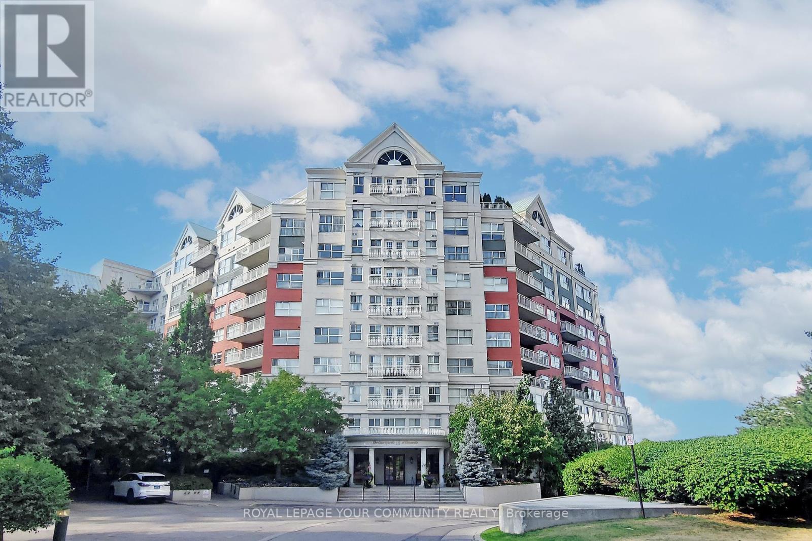 801 - 18 CONCORDE PLACE, Toronto, Ontario