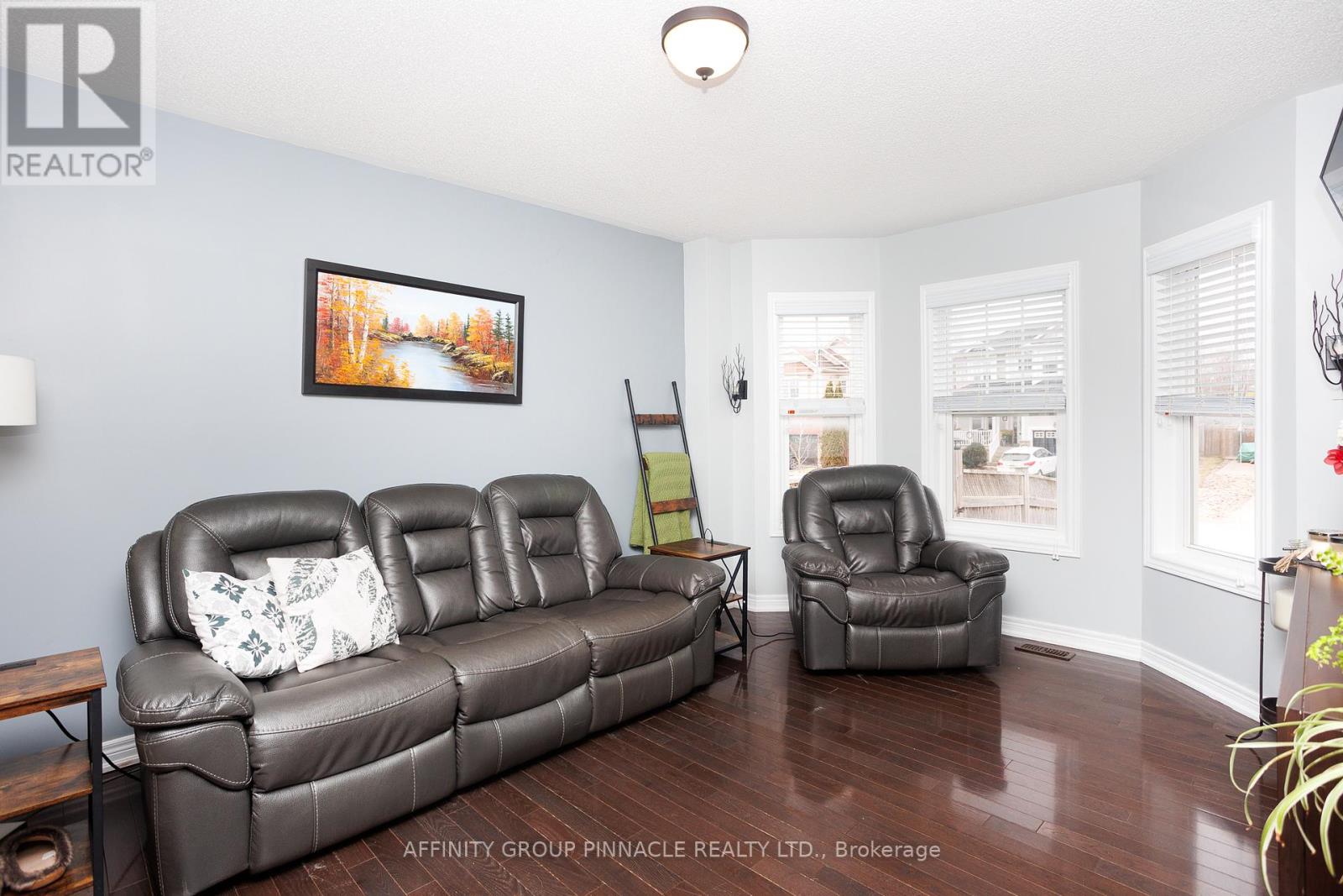 27 Rennie Street, Brock (Sunderland), Ontario  L0C 1H0 - Photo 14 - N12169357