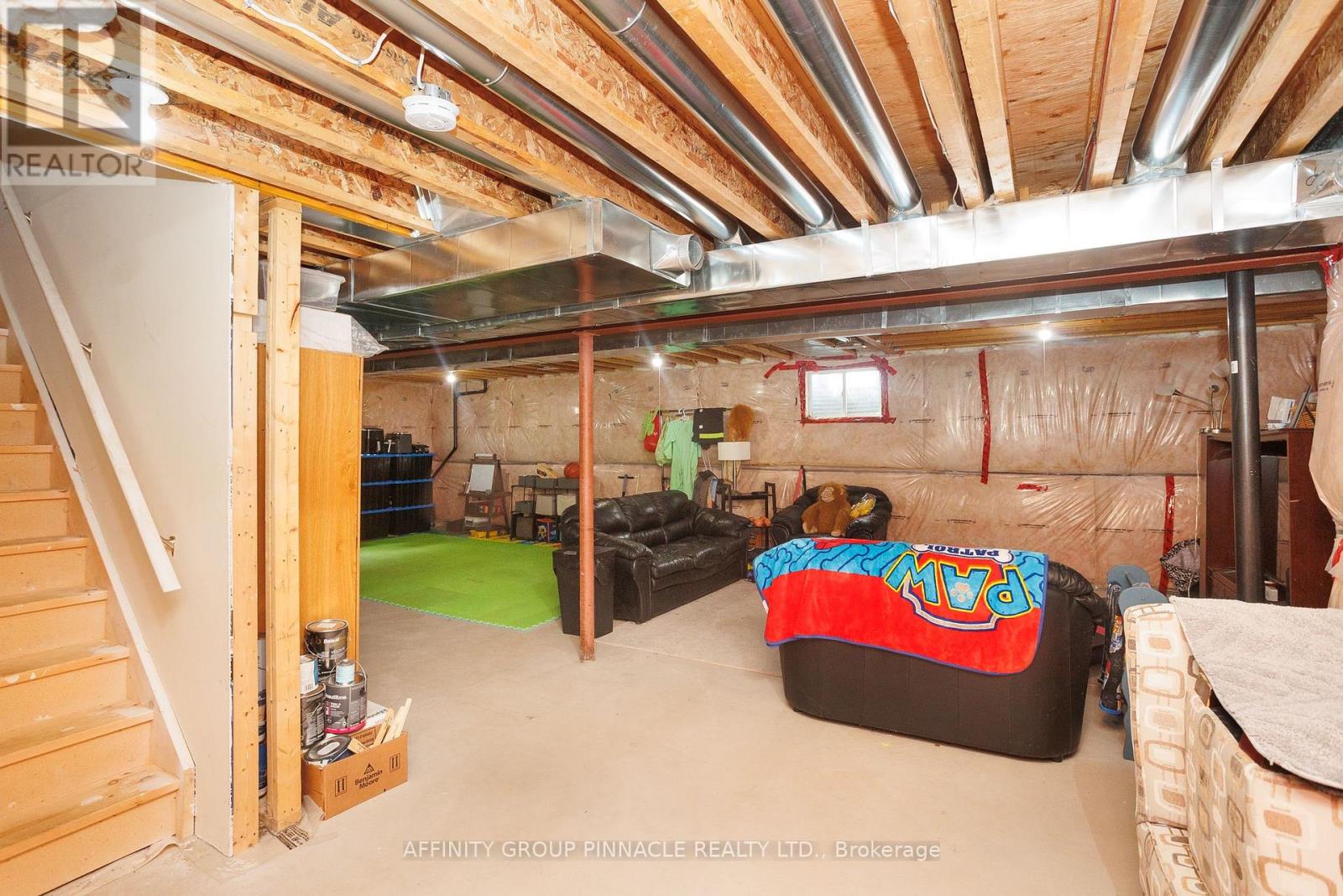 27 Rennie Street, Brock (Sunderland), Ontario  L0C 1H0 - Photo 35 - N12169357