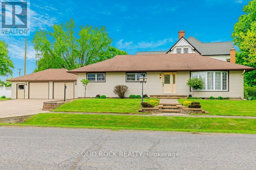 7 BROUSE DRIVE, South Dundas, Ontario