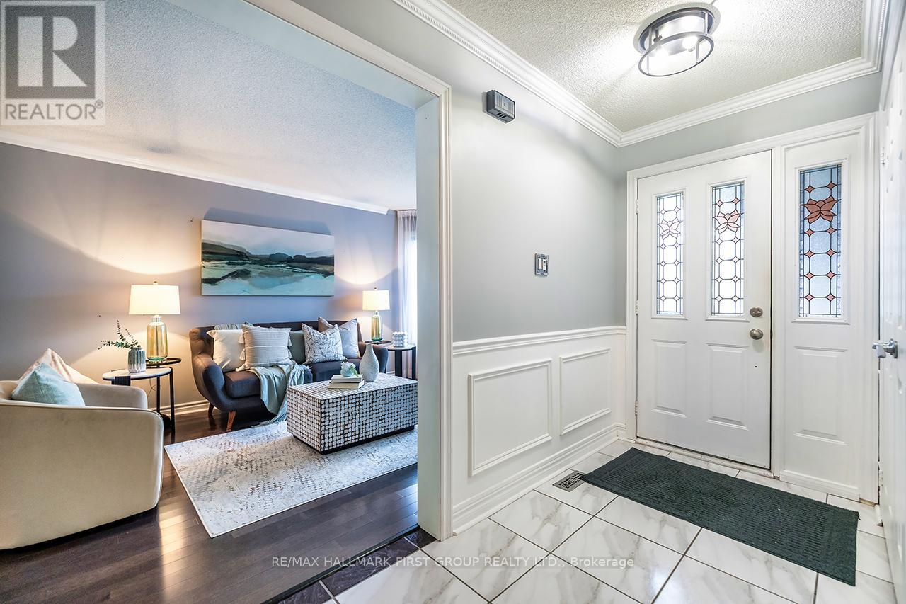 1 Watersdown Crescent, Whitby, Ontario  L1R 1Z1 - Photo 5 - E12169110