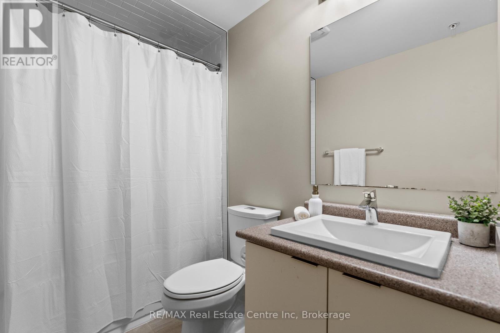 201 - 63 Arthur Street S, Guelph, Ontario  N1H 4C1 - Photo 13 - X12169380