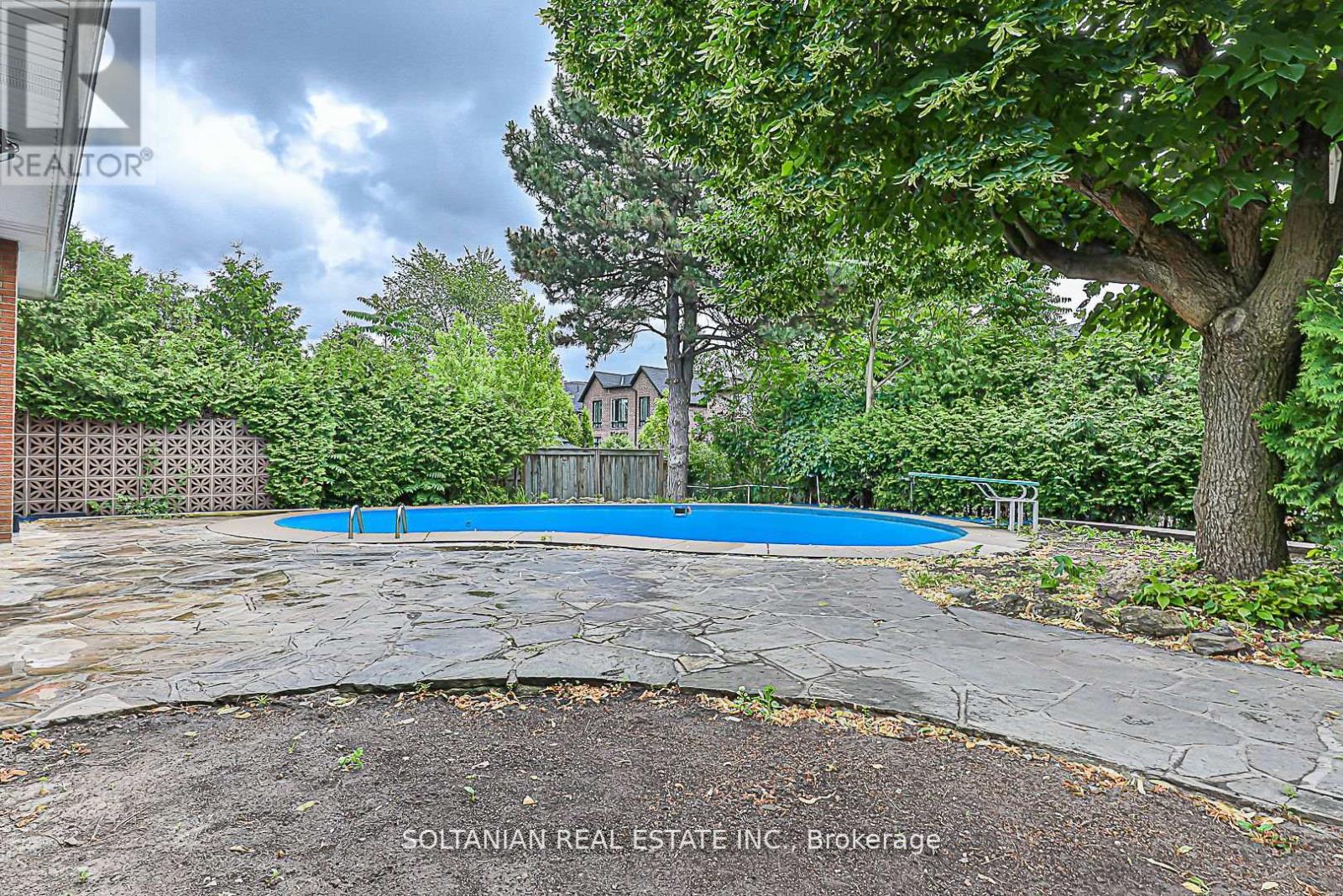130 Palmer Avenue, Richmond Hill, Ontario  L4C 1N8 - Photo 37 - N12169197